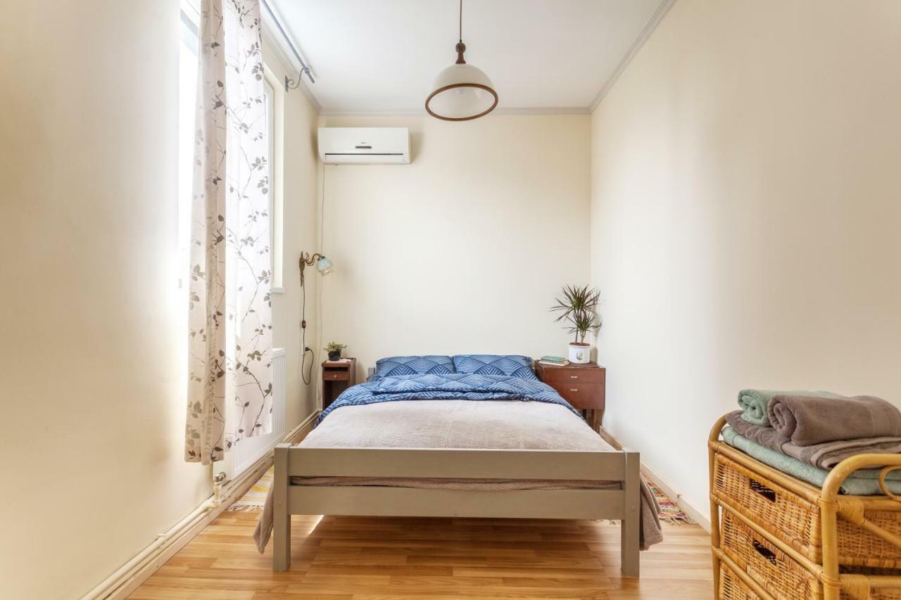 Vagabond B&B Тбилиси Экстерьер фото